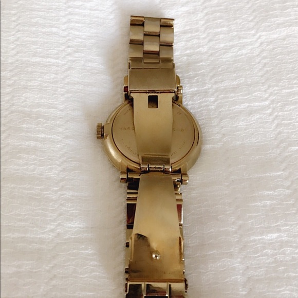 Marc by Marc Jacobs Baker Gold Watch - Picture 3 of 3